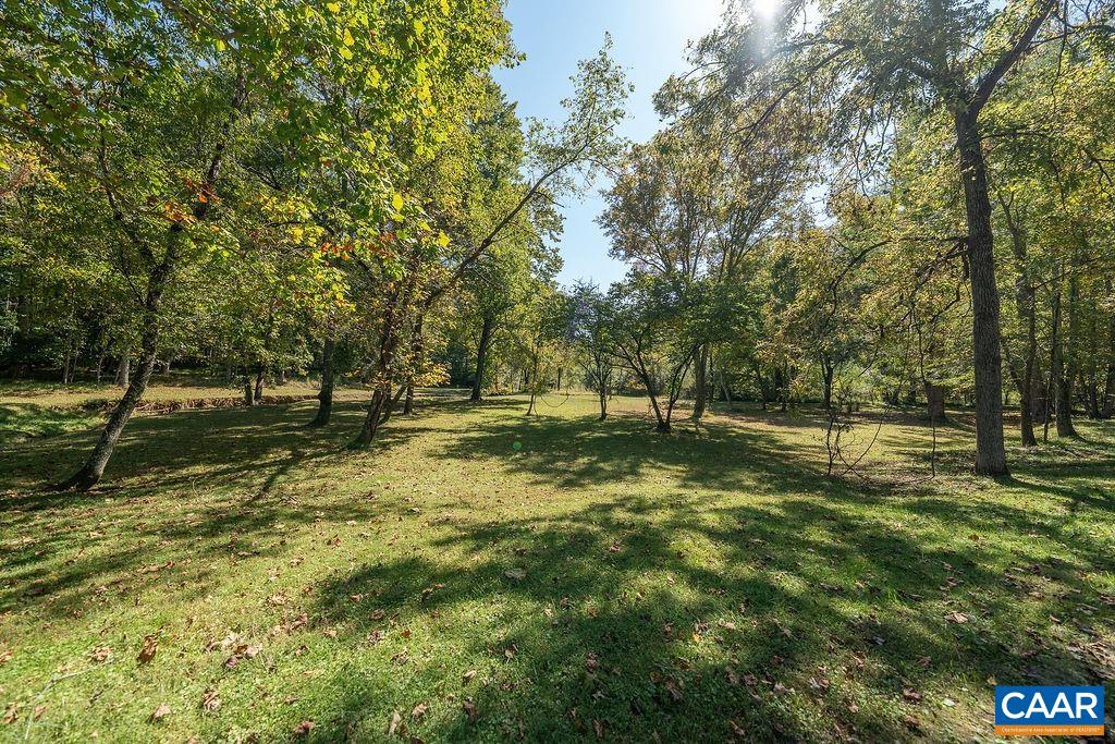 500 GREEN CREEK RD