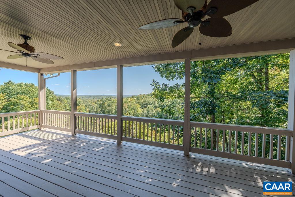 500 GREEN CREEK RD