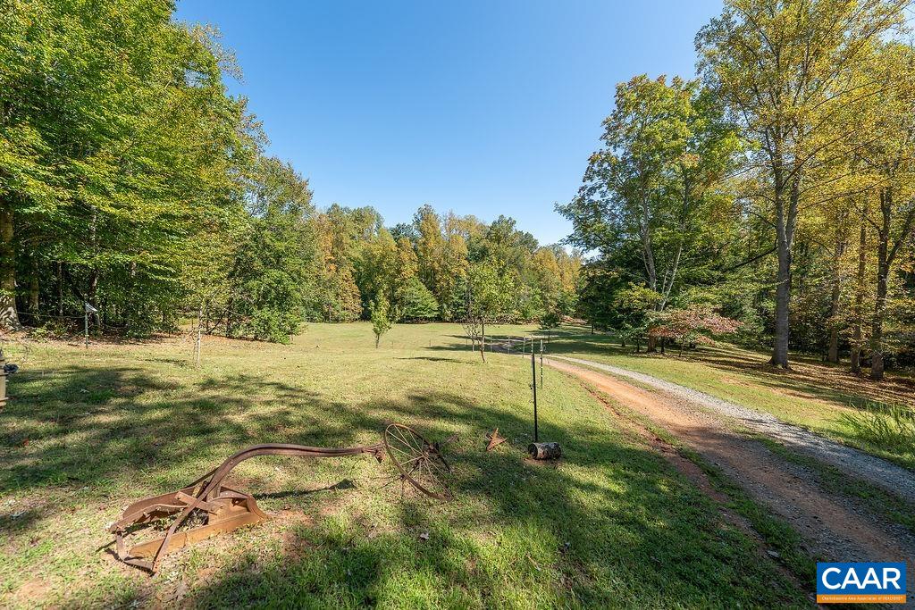 500 GREEN CREEK RD