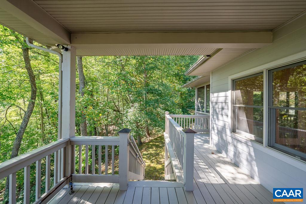 500 GREEN CREEK RD