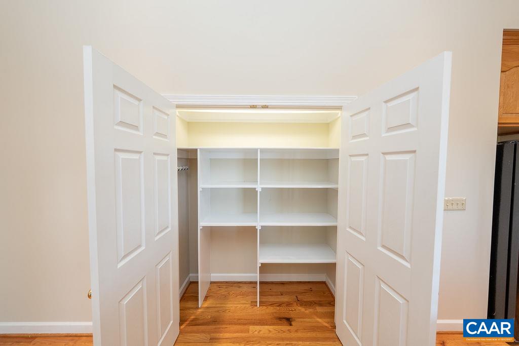 500 GREEN CREEK RD