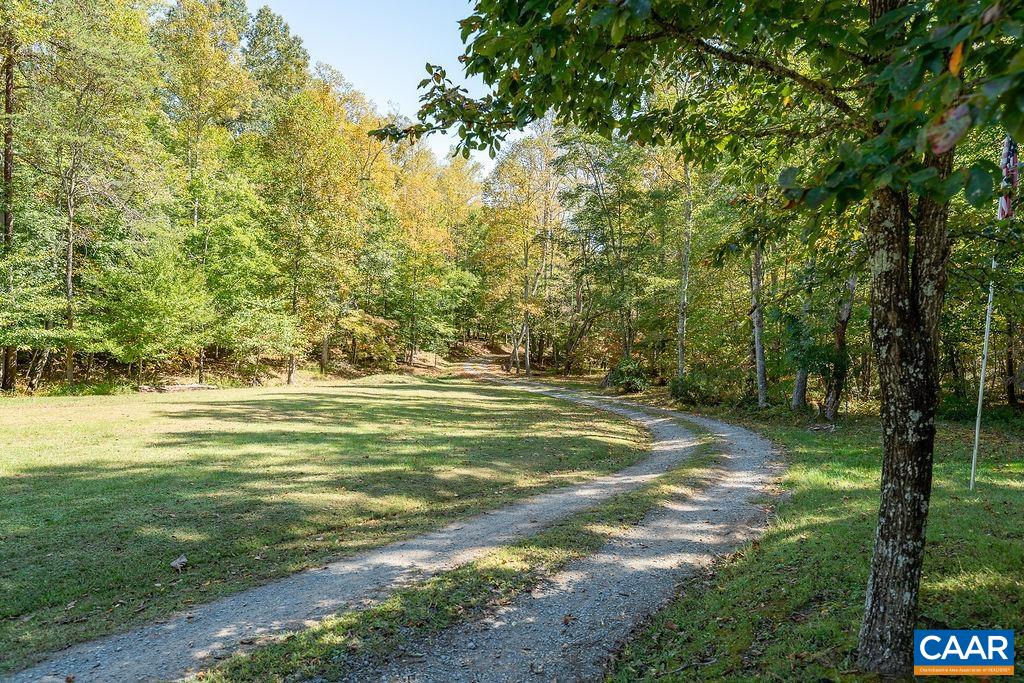 500 GREEN CREEK RD