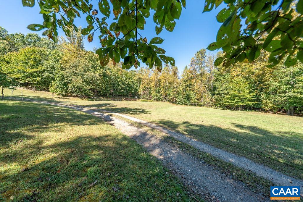 500 GREEN CREEK RD