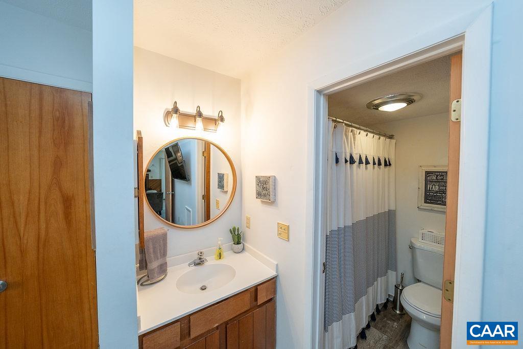 2244 TANNERS RIDGE CONDOS