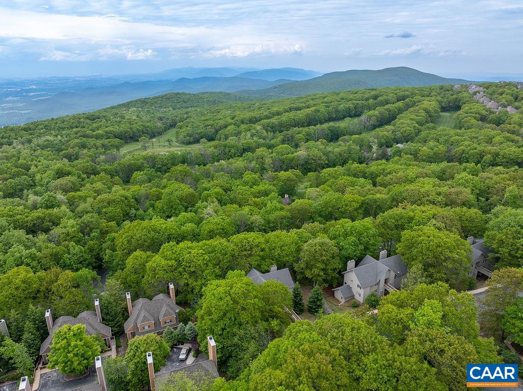 2244 TANNERS RIDGE CONDOS