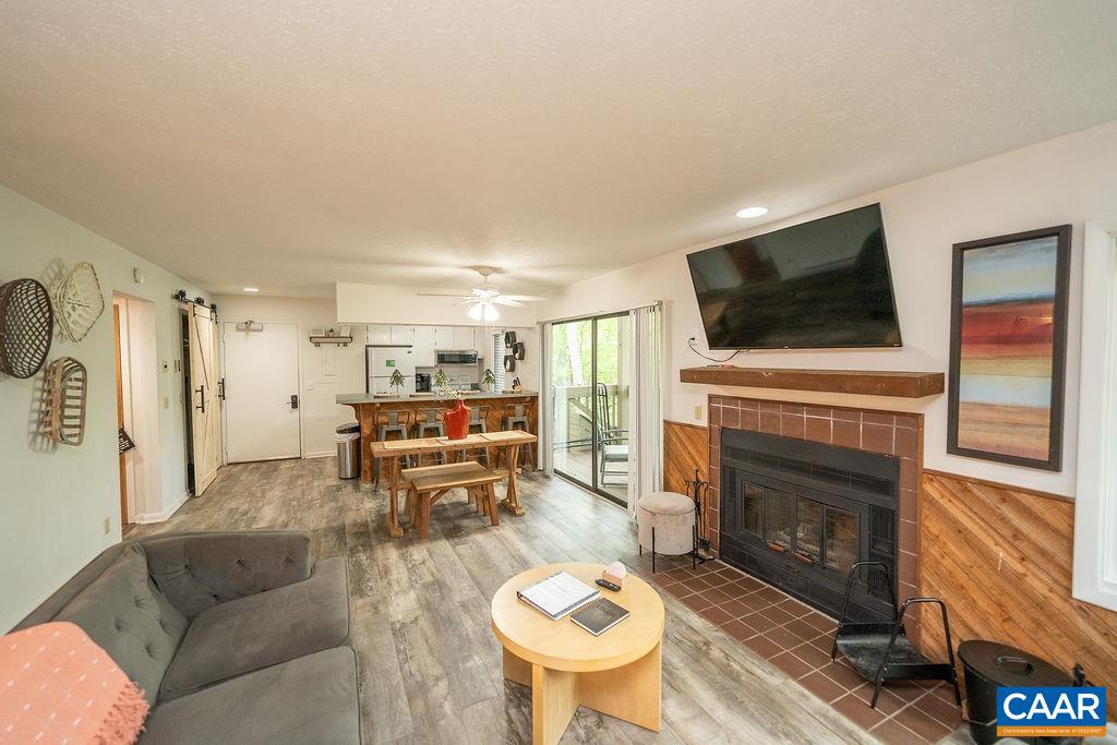 2244 TANNERS RIDGE CONDOS