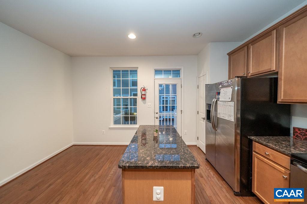 160 PIONEER LN
