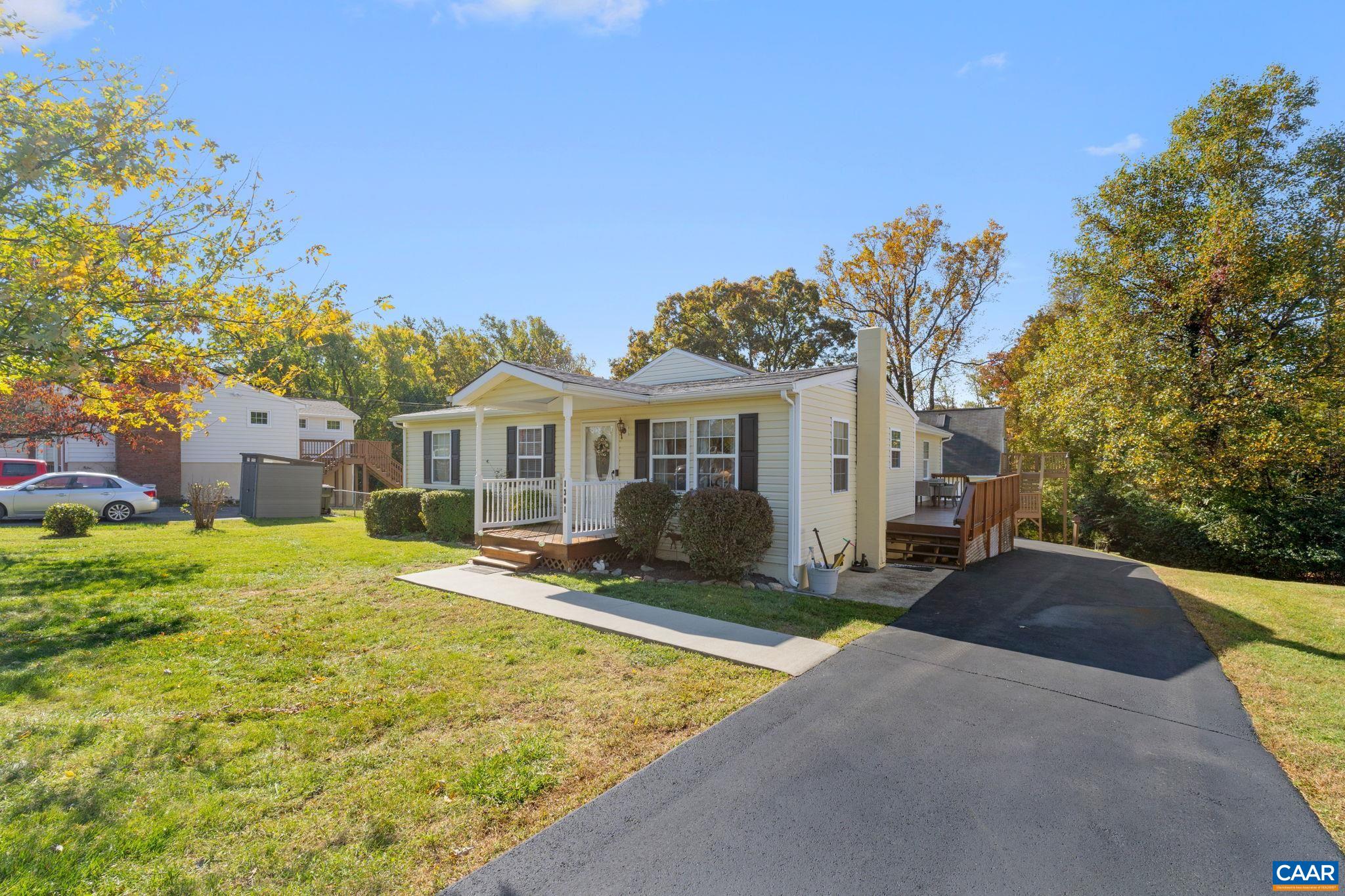 1301 ORCHARD DR
