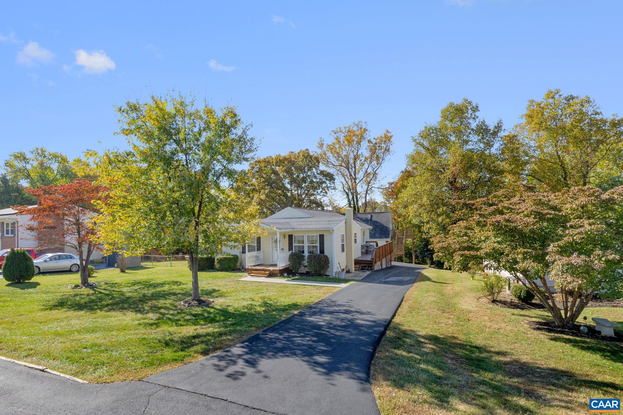 1301 ORCHARD DR