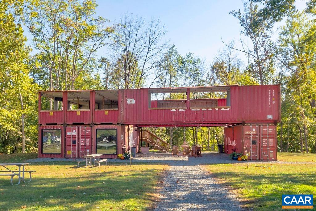 1301 ORCHARD DR