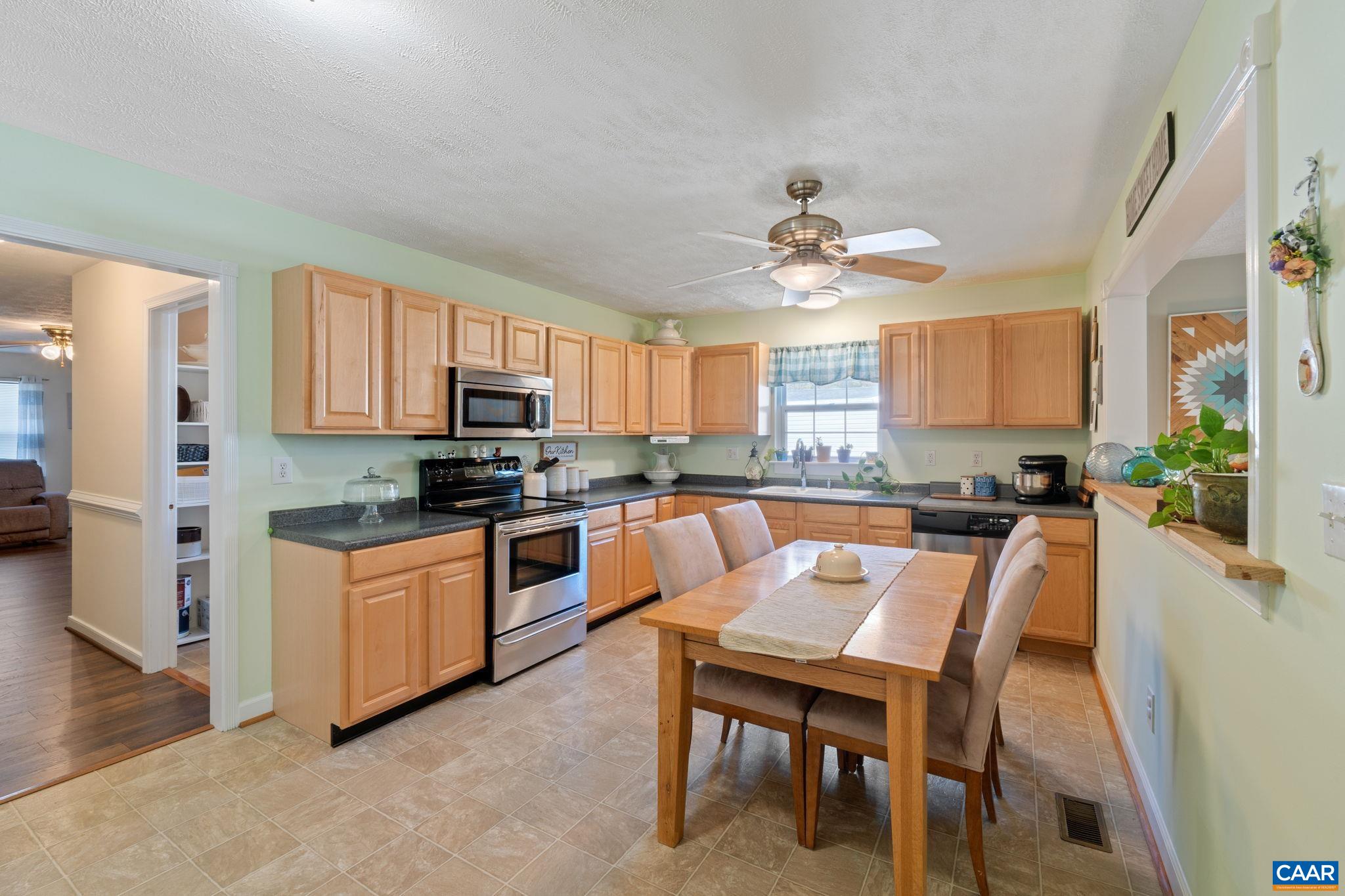 1301 ORCHARD DR