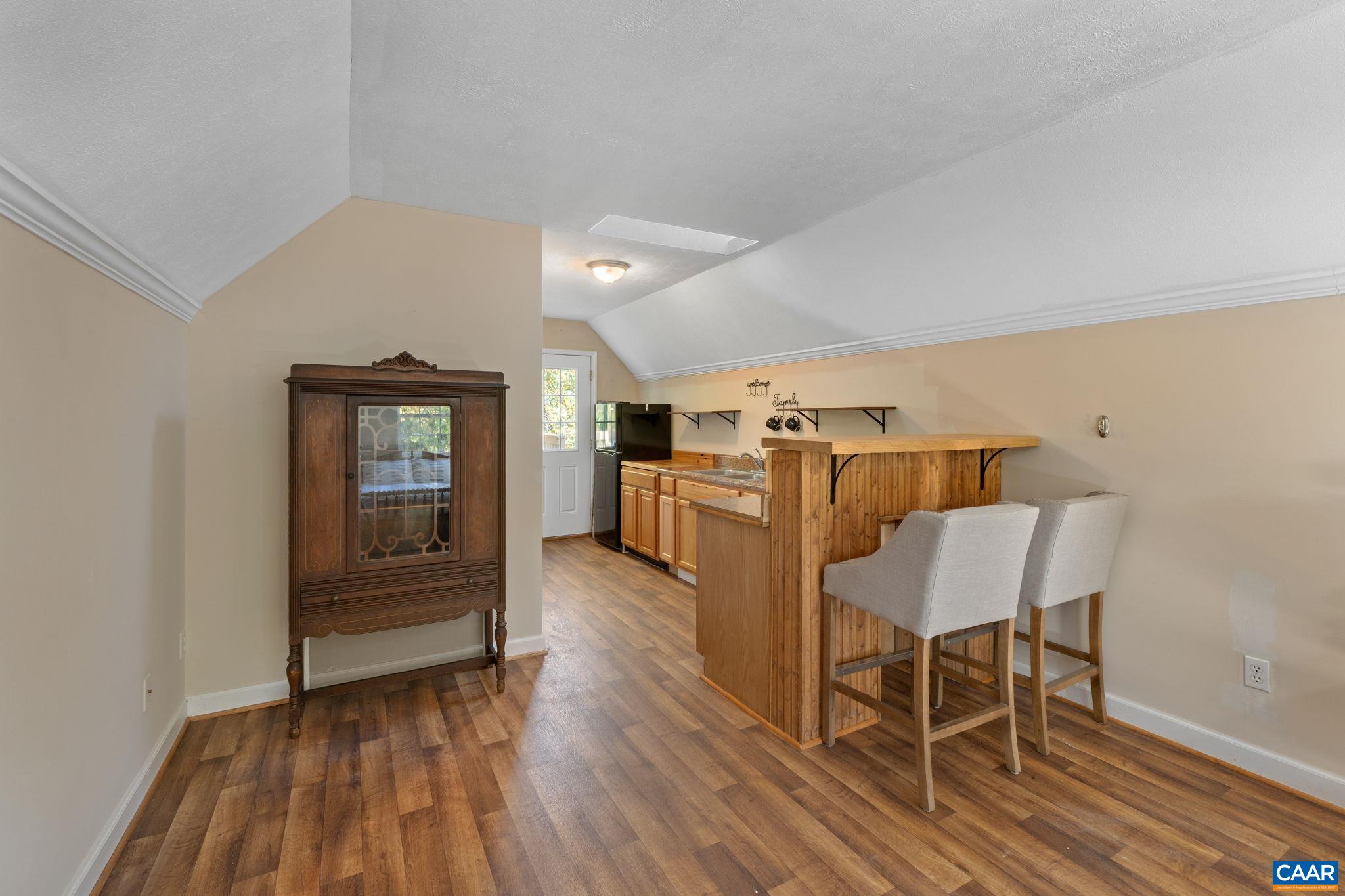 1301 ORCHARD DR
