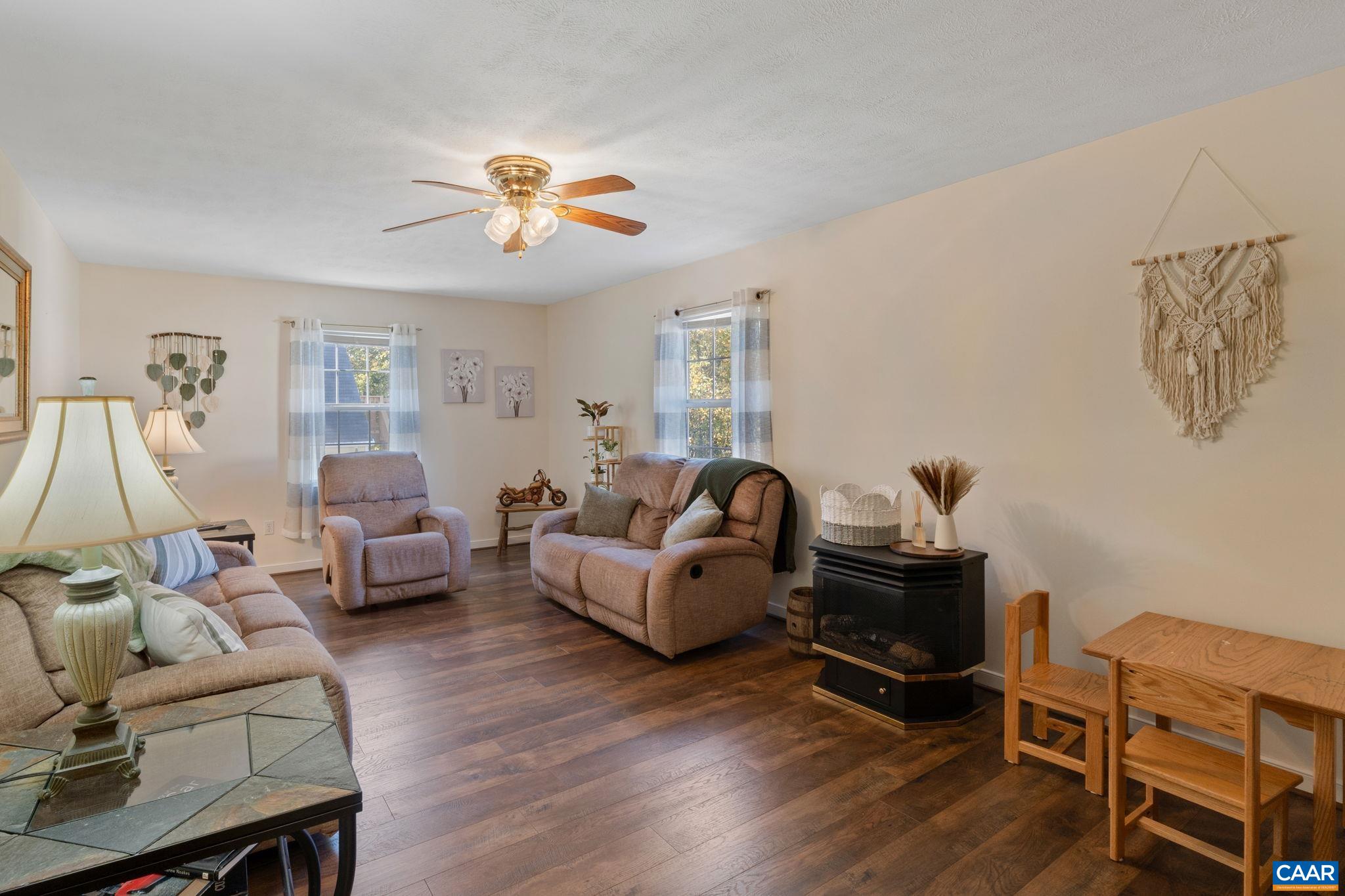 1301 ORCHARD DR