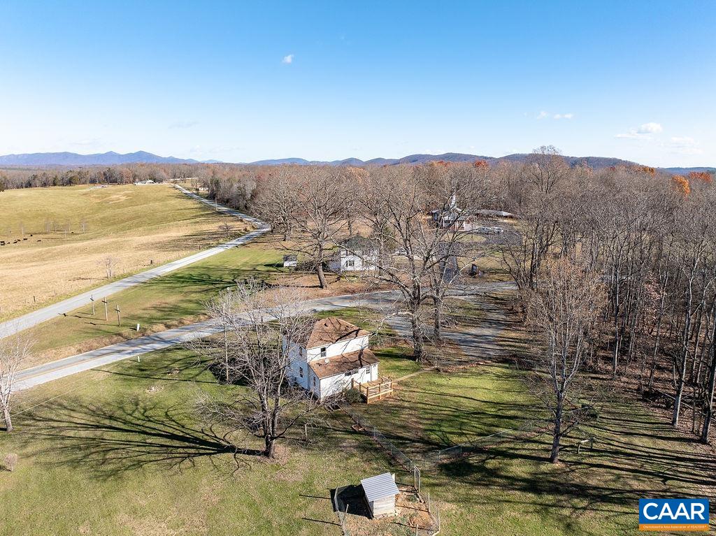 2868 TYE RIVER RD