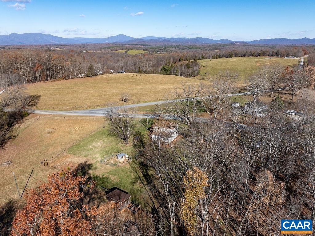 2868 TYE RIVER RD