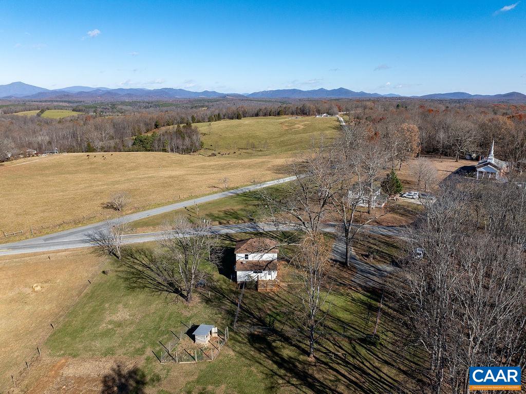 2868 TYE RIVER RD