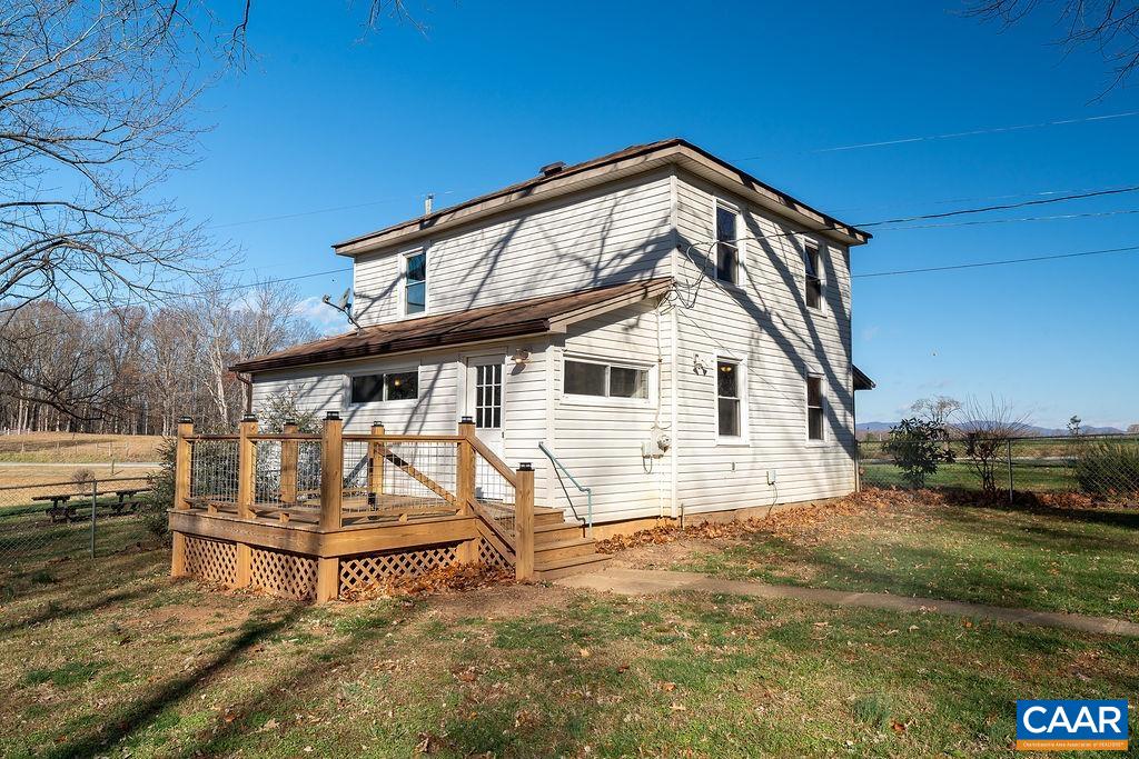 2868 TYE RIVER RD
