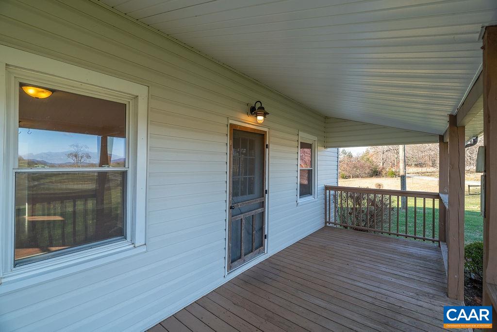 2868 TYE RIVER RD