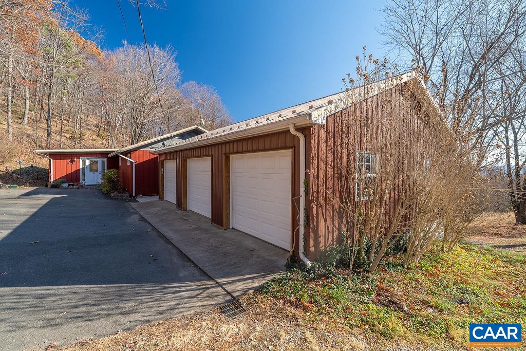 2840 MOUNTAIN RD