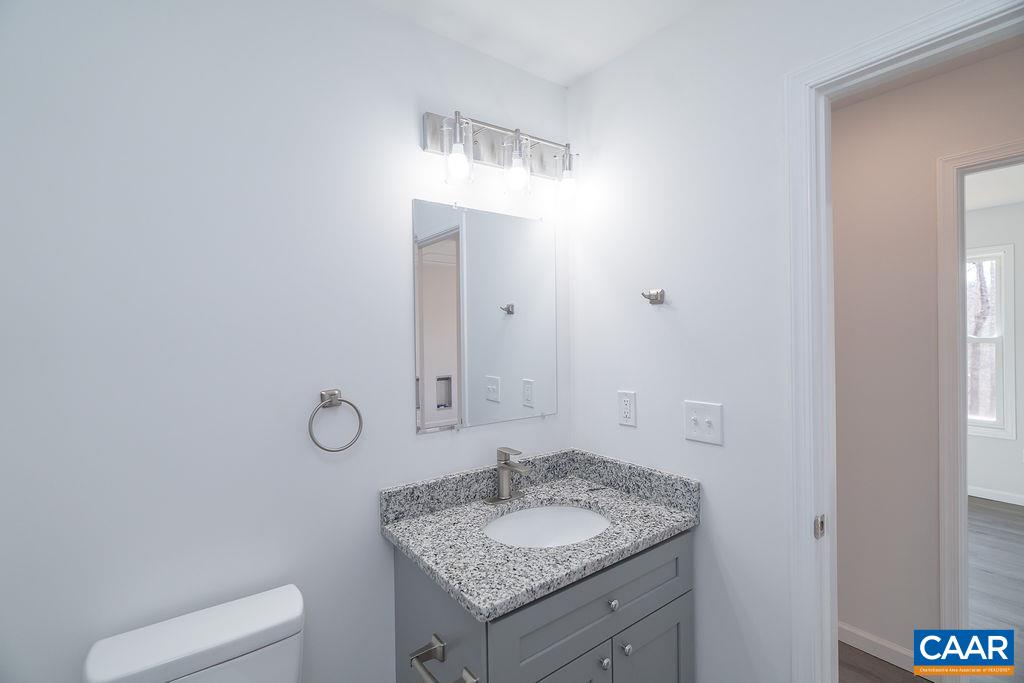 14900 THOMAS NELSON HWY