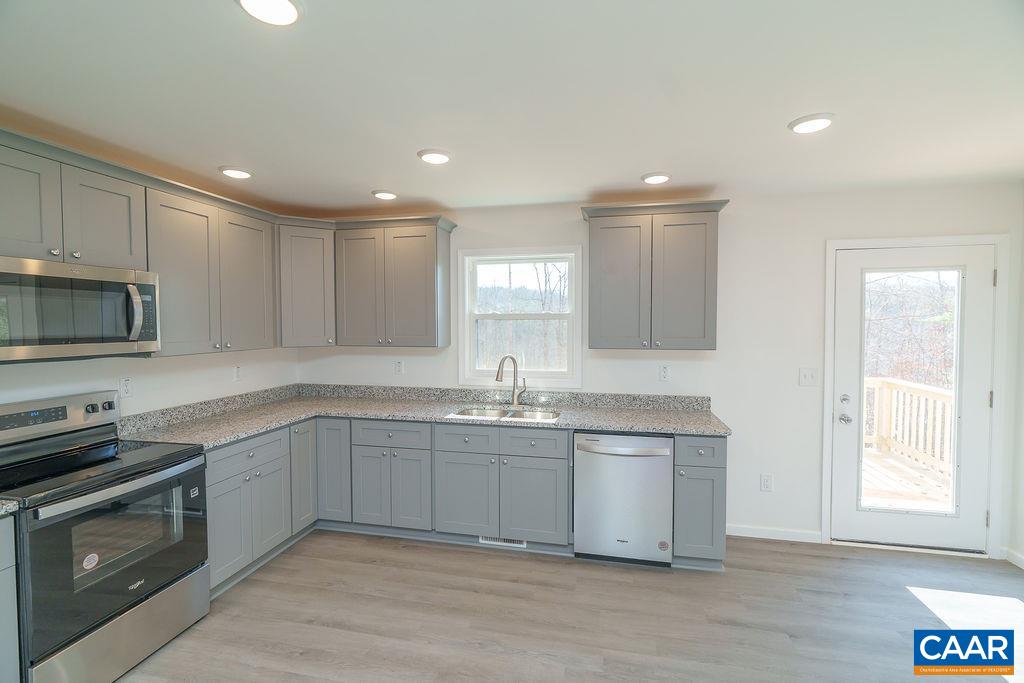 14900 THOMAS NELSON HWY