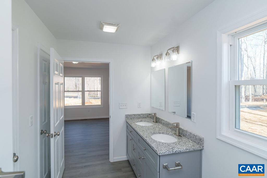 14900 THOMAS NELSON HWY