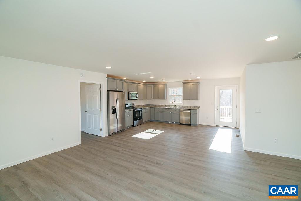 14900 THOMAS NELSON HWY