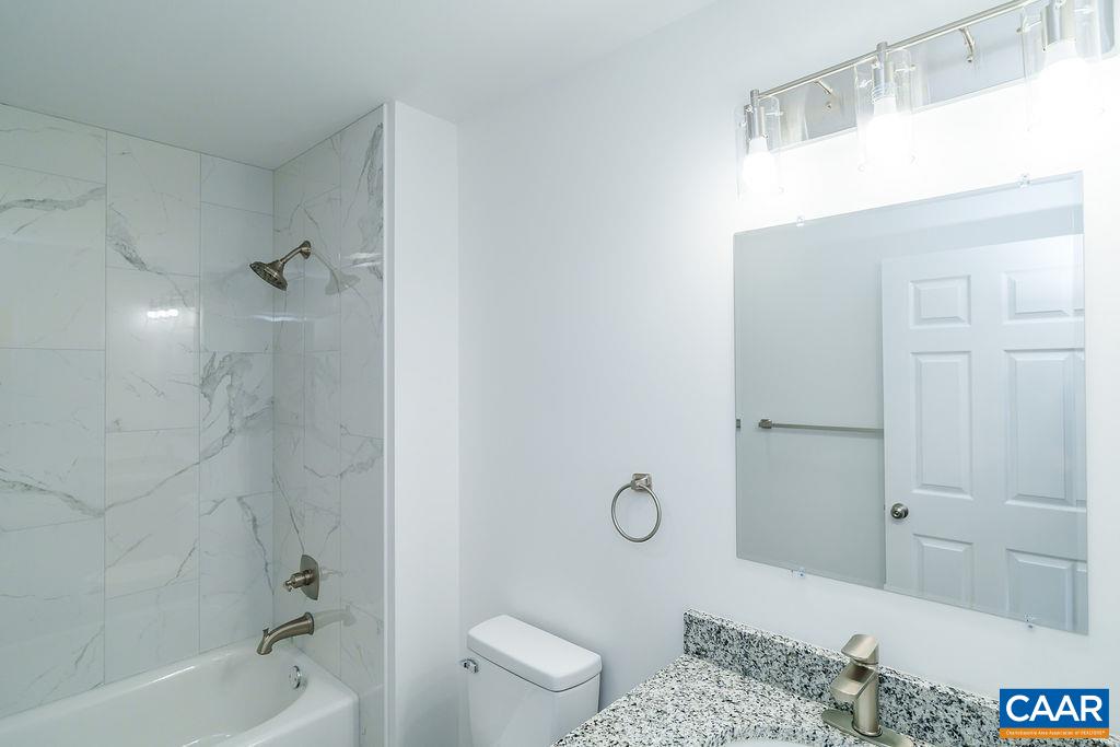 14900 THOMAS NELSON HWY