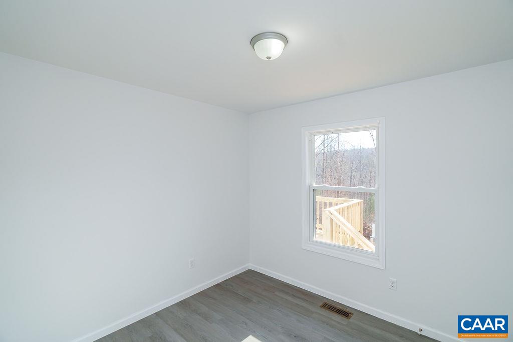 14900 THOMAS NELSON HWY