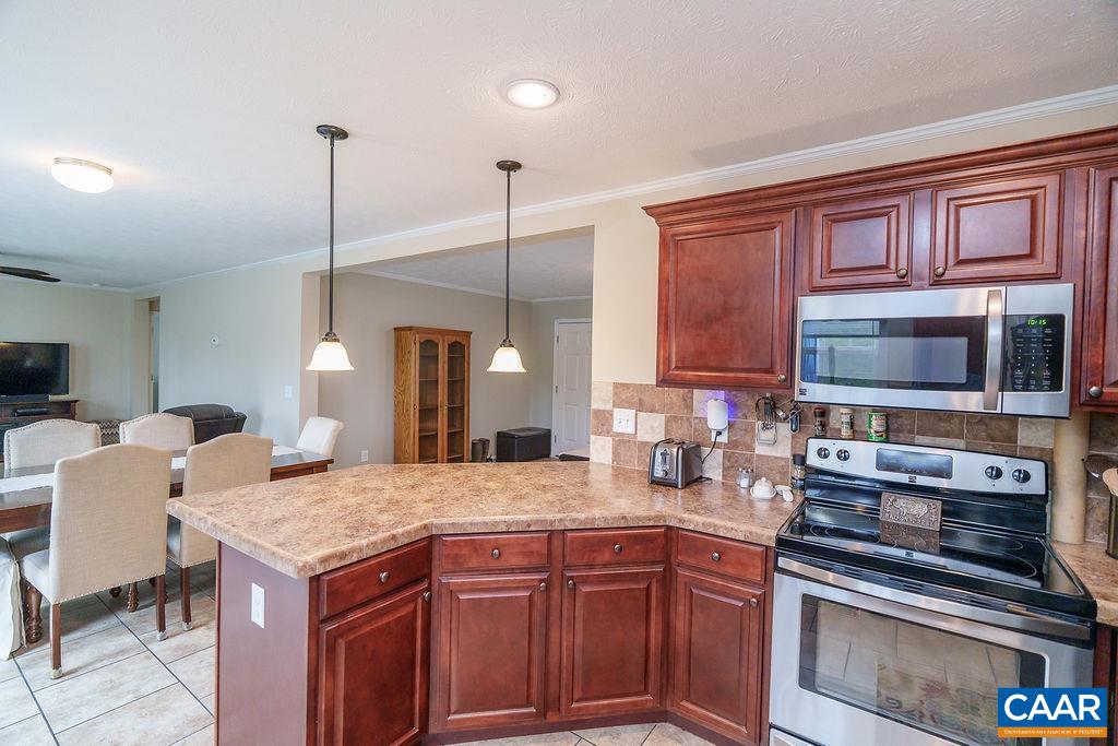 763 FINDLAY MOUNTAIN RD