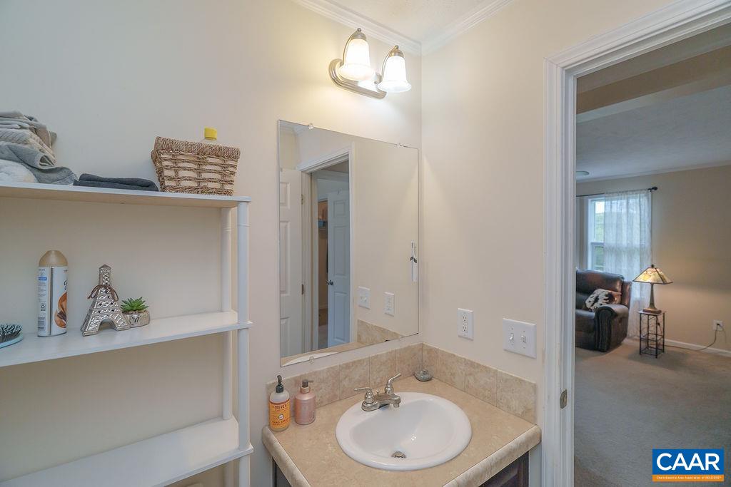 763 FINDLAY MOUNTAIN RD