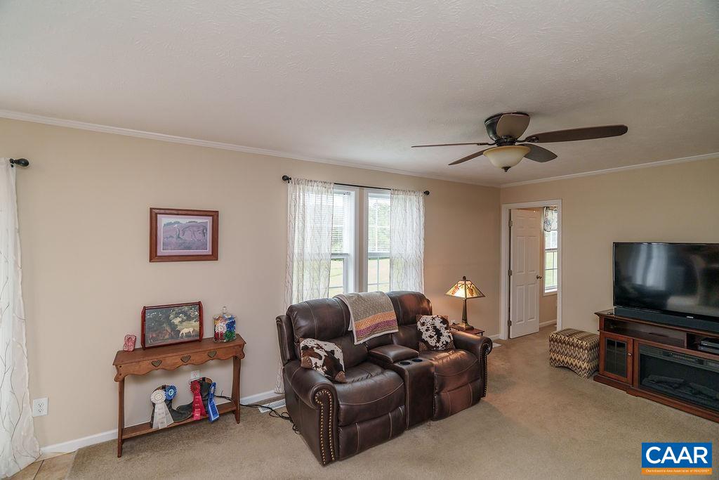 763 FINDLAY MOUNTAIN RD