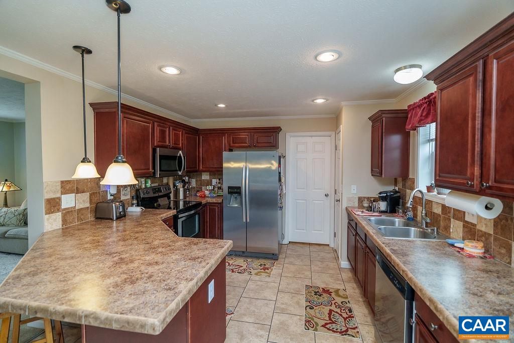 763 FINDLAY MOUNTAIN RD