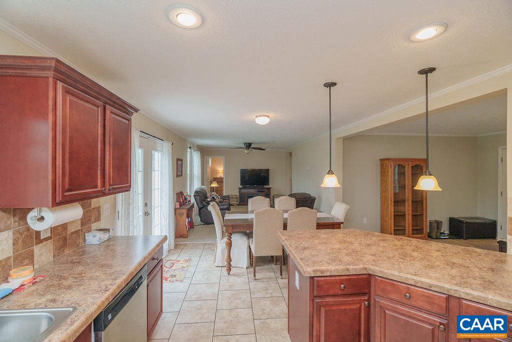 763 FINDLAY MOUNTAIN RD