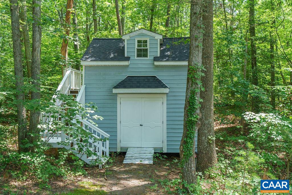 10810 MOUNTAIN LAUREL CT