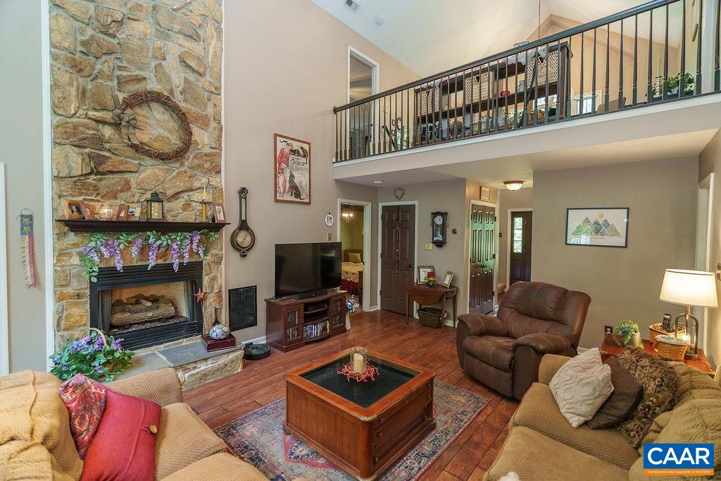 10810 MOUNTAIN LAUREL CT