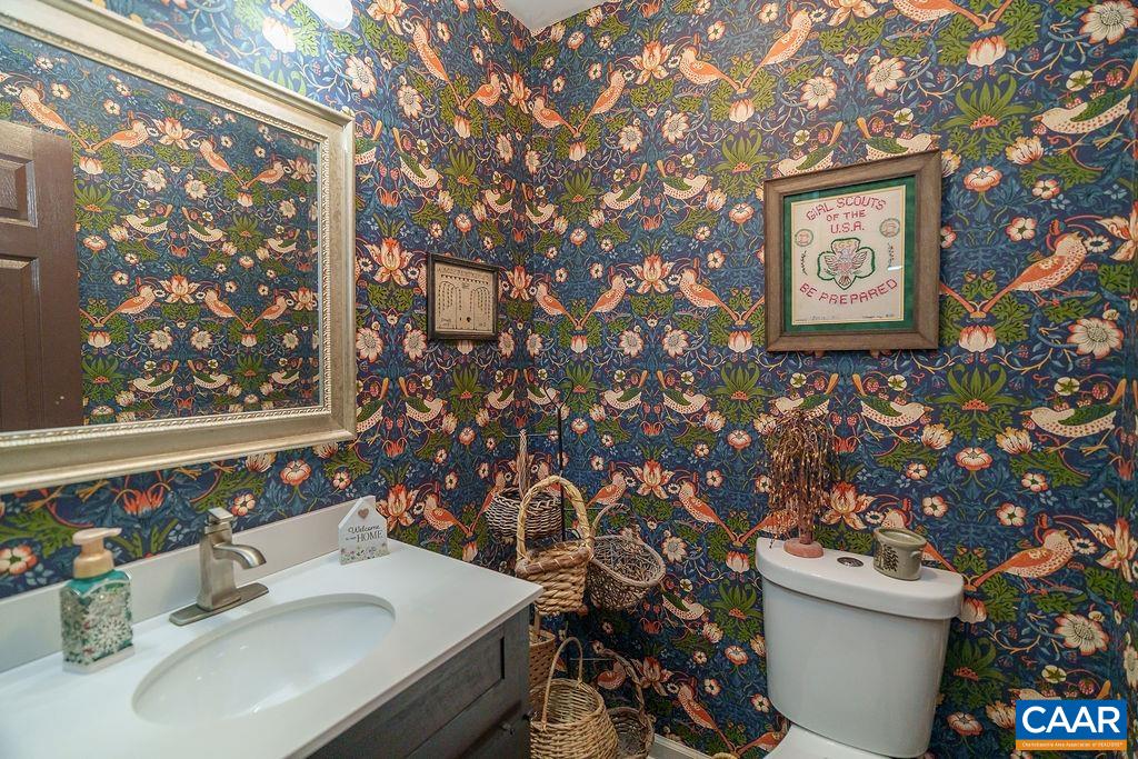 10810 MOUNTAIN LAUREL CT