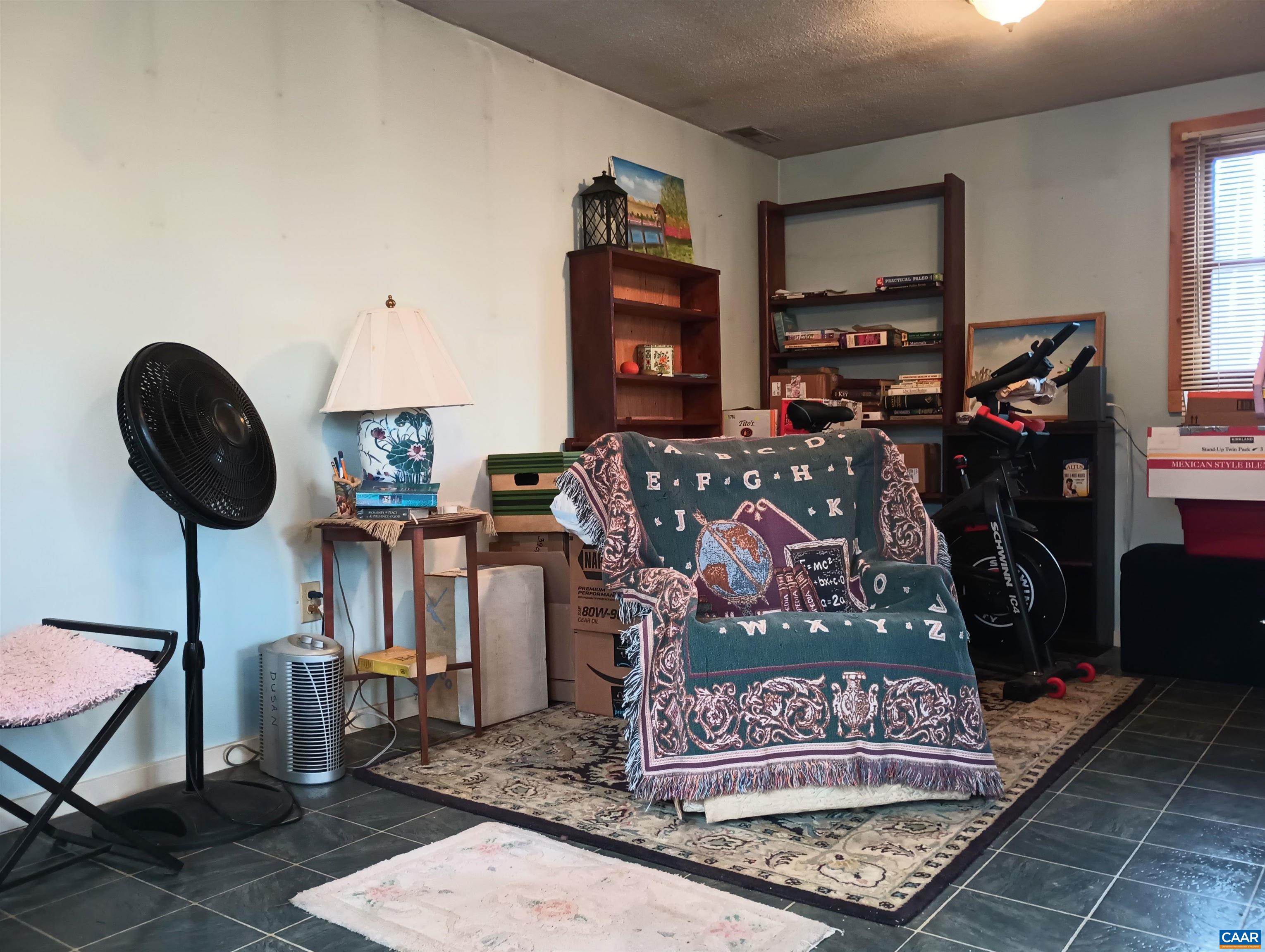 3901 MIDLAND RD