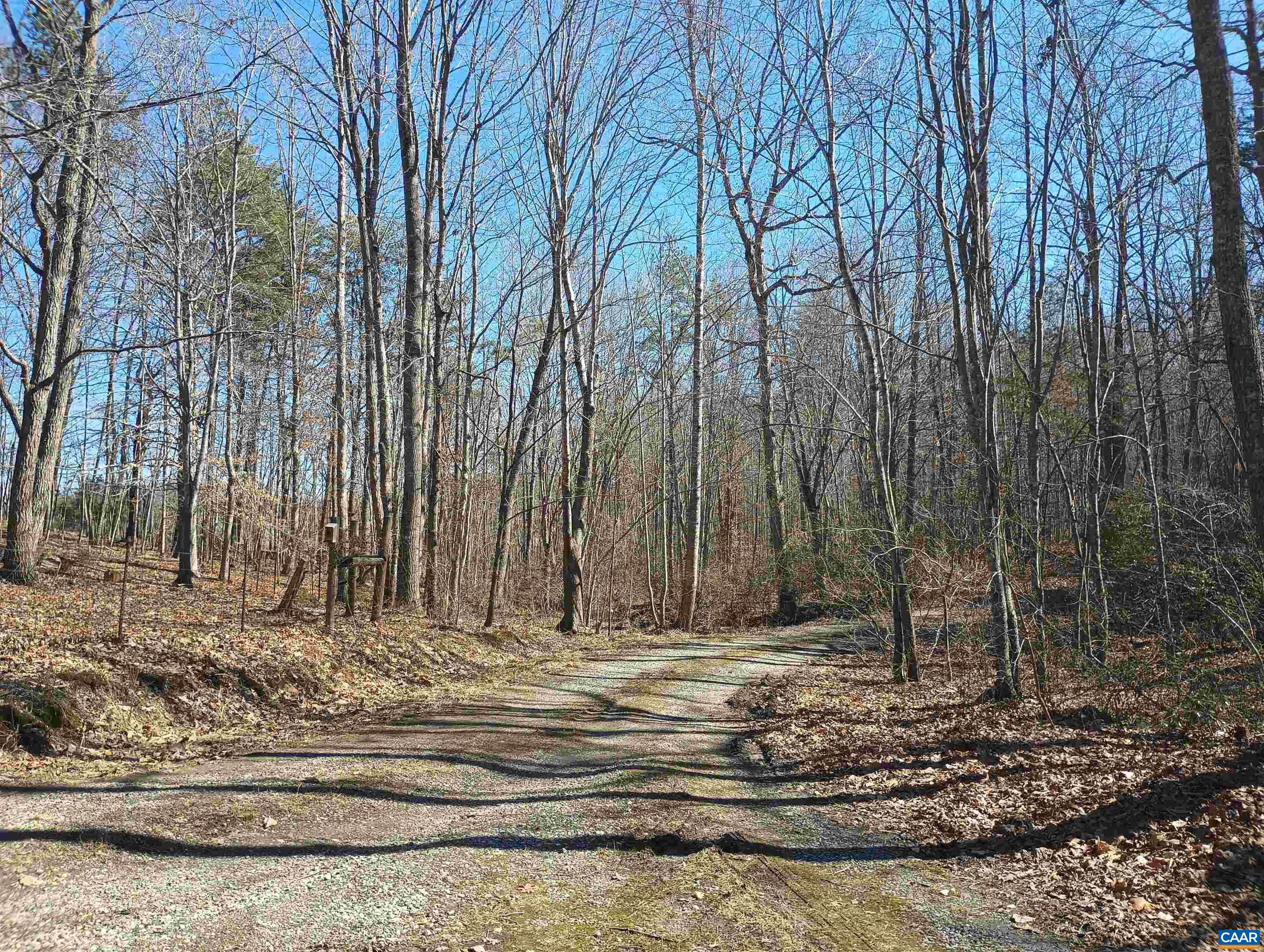3901 MIDLAND RD