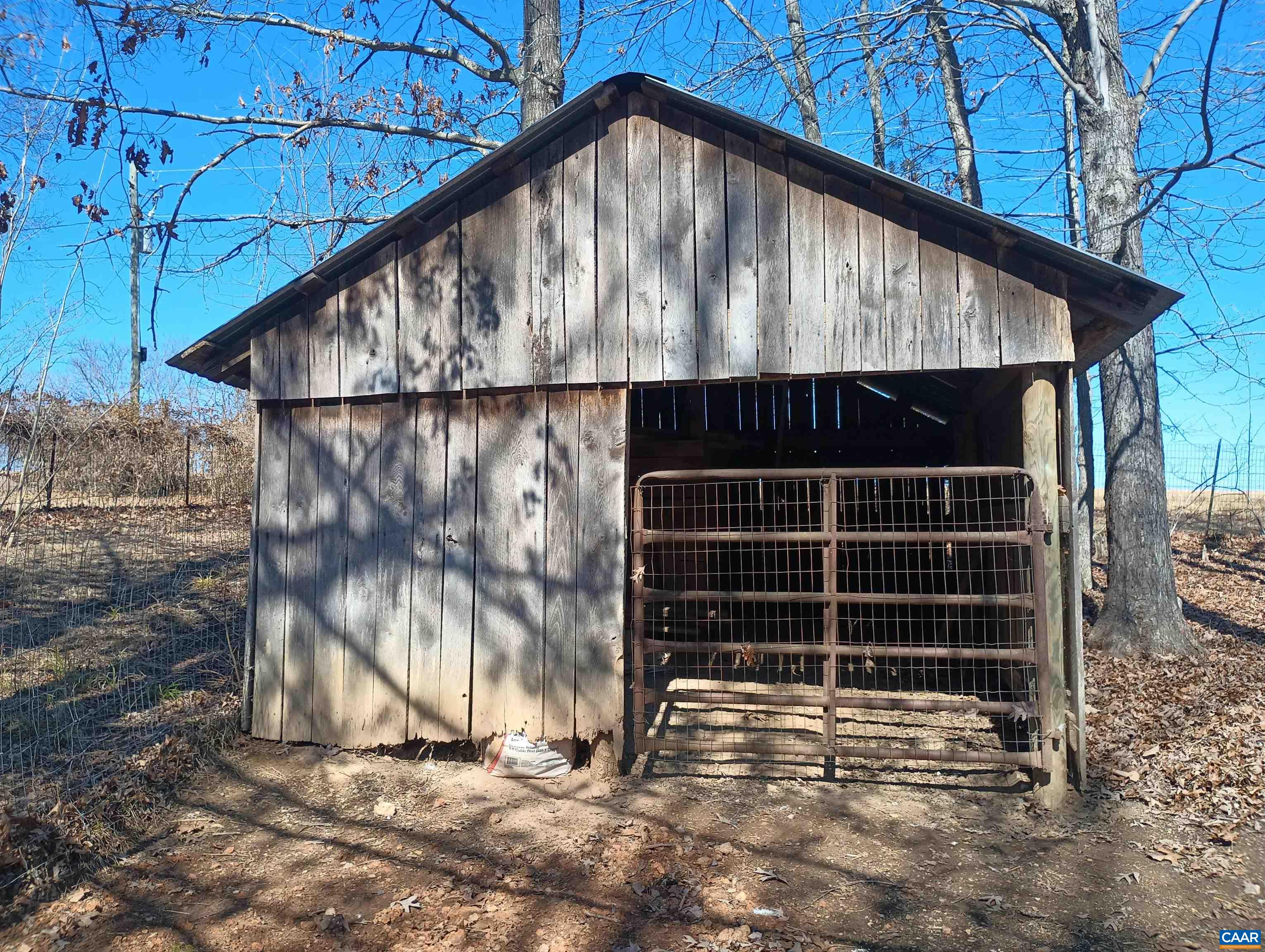3901 MIDLAND RD