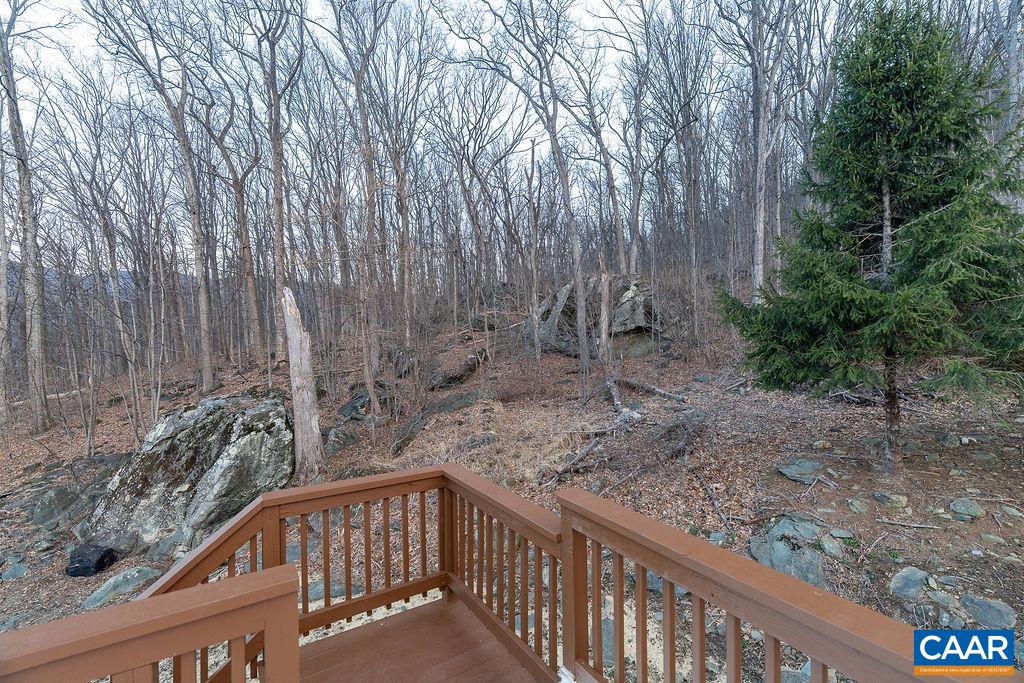 749 FAR KNOB CLIMB