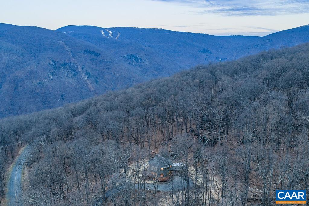 749 FAR KNOB CLIMB