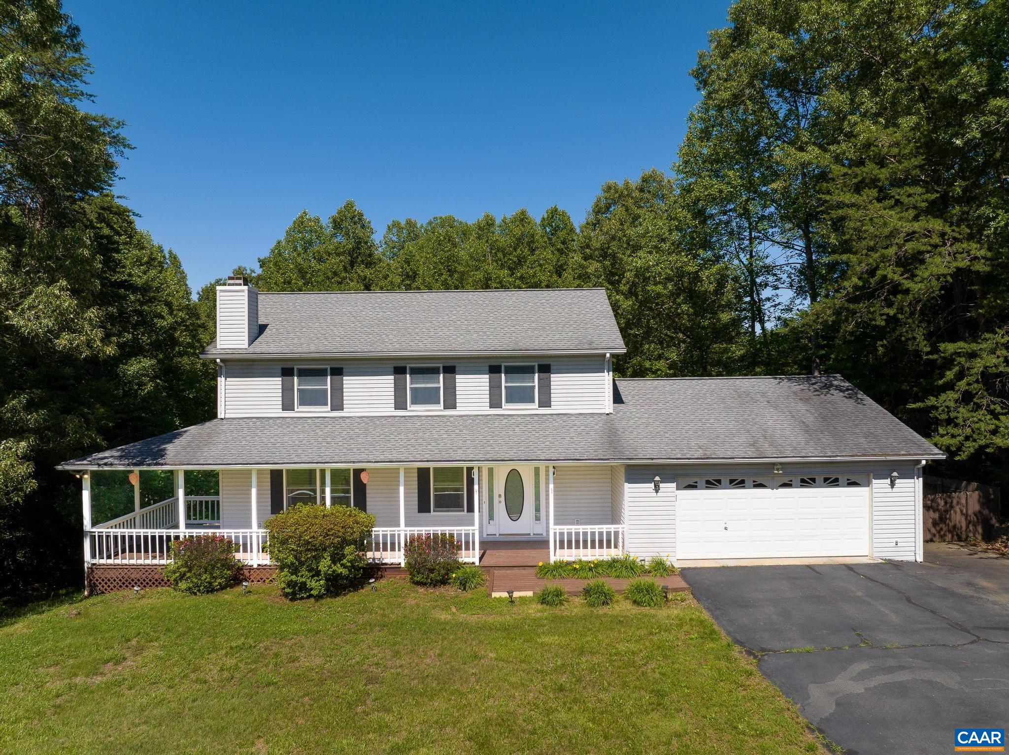 504 DEER DR