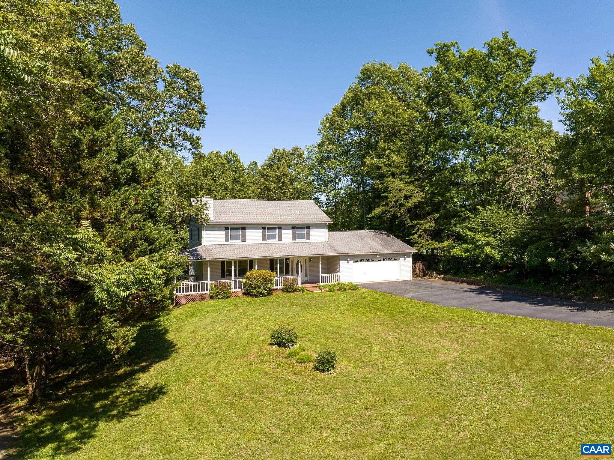 504 DEER DR