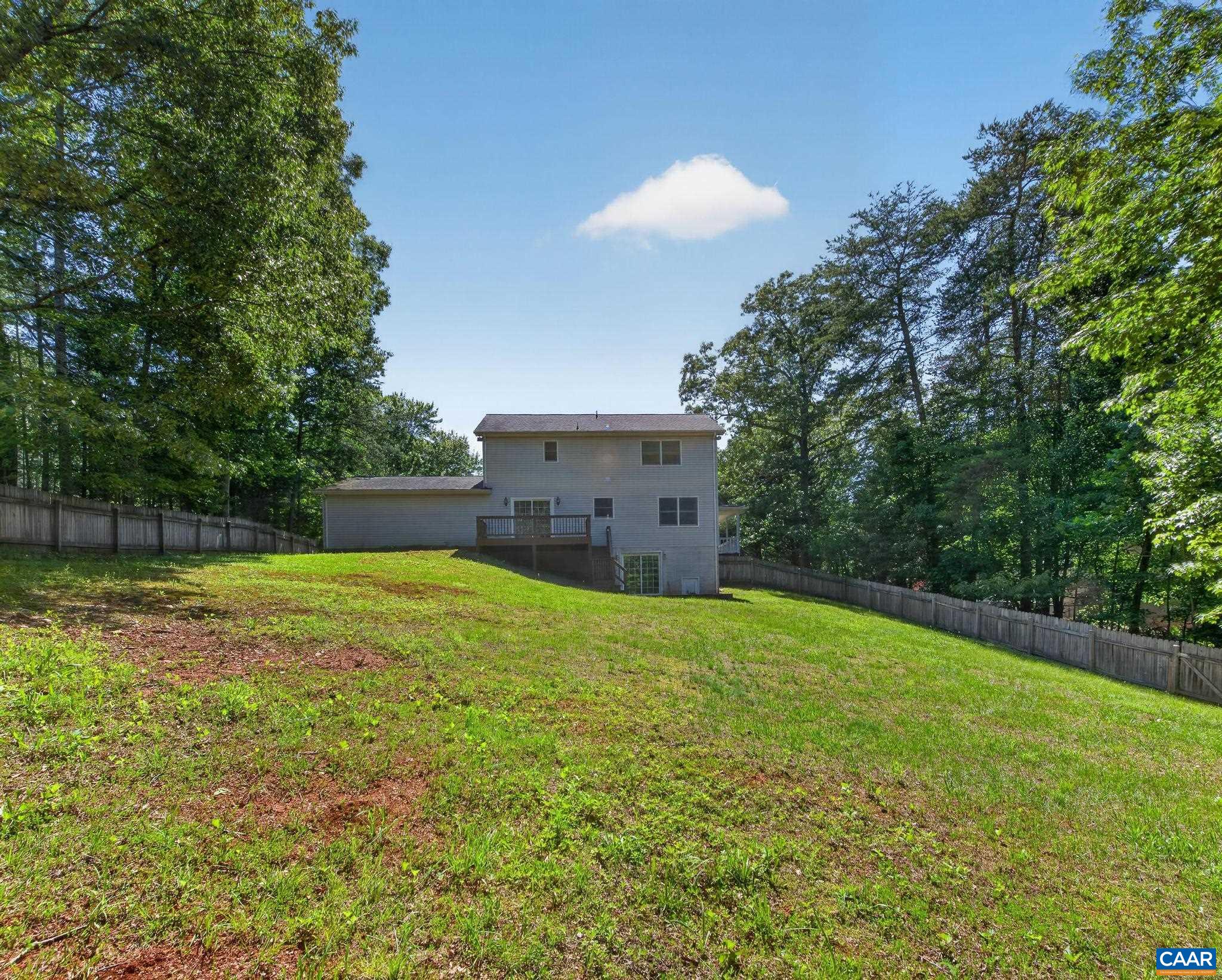504 DEER DR