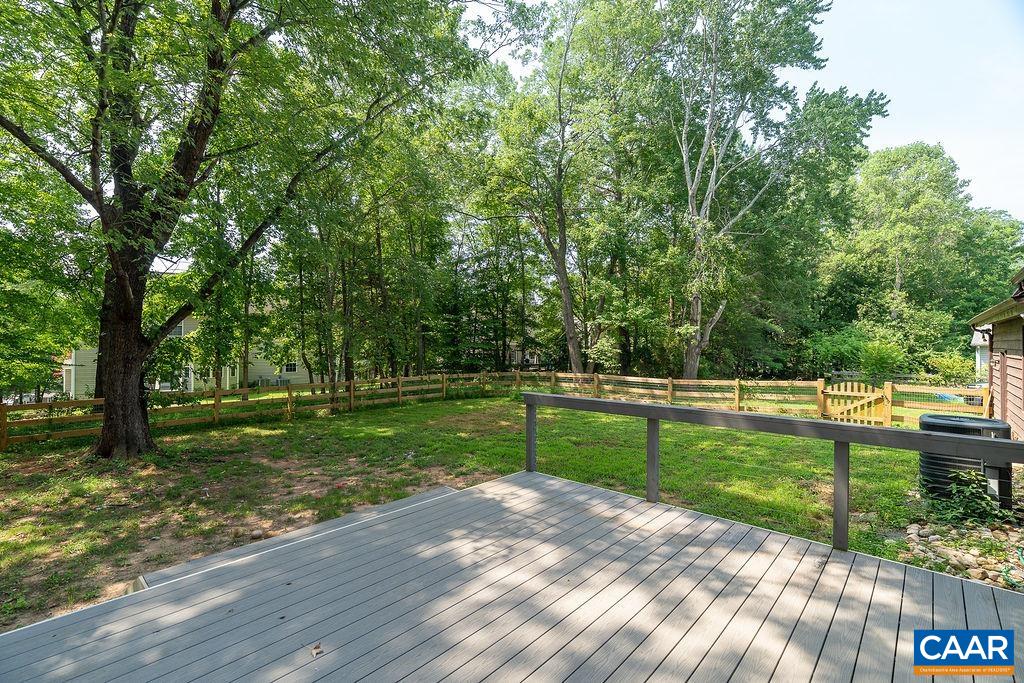 29 MONISH DR
