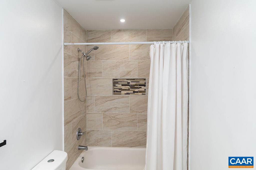 29 MONISH DR