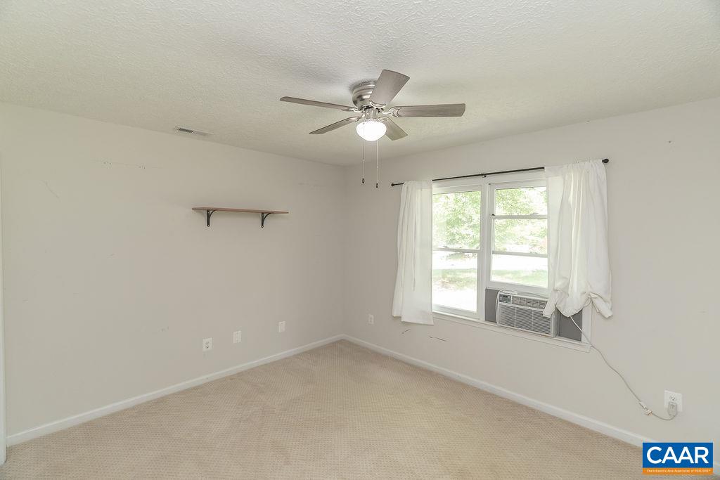 29 MONISH DR