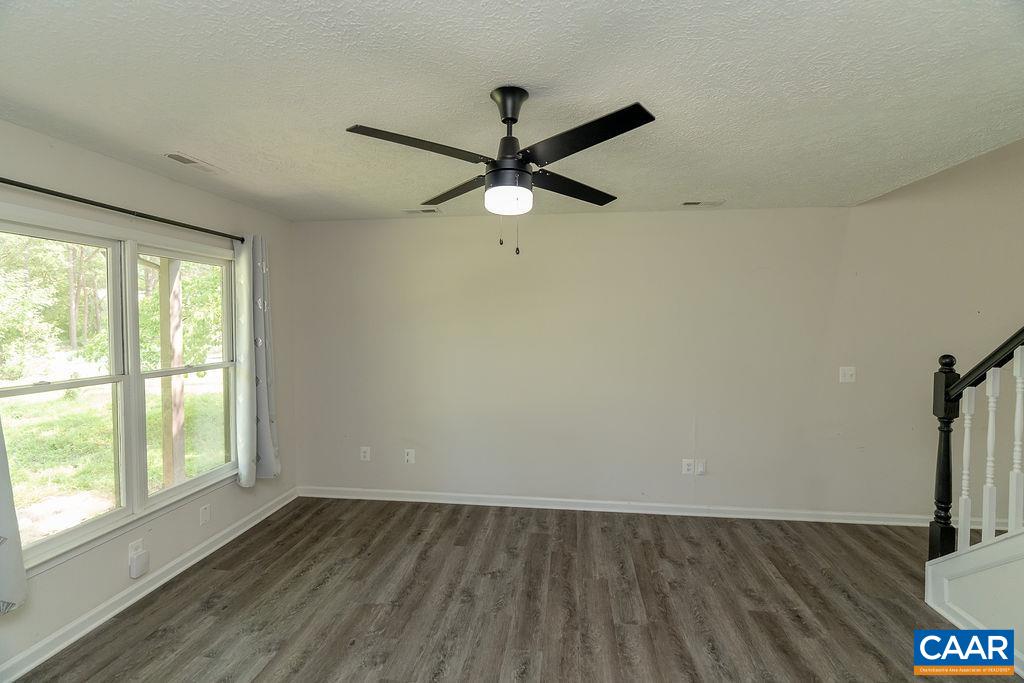 29 MONISH DR