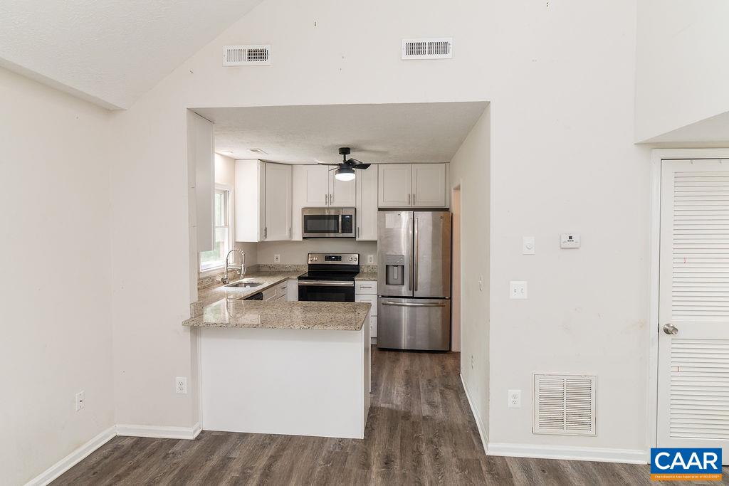 29 MONISH DR